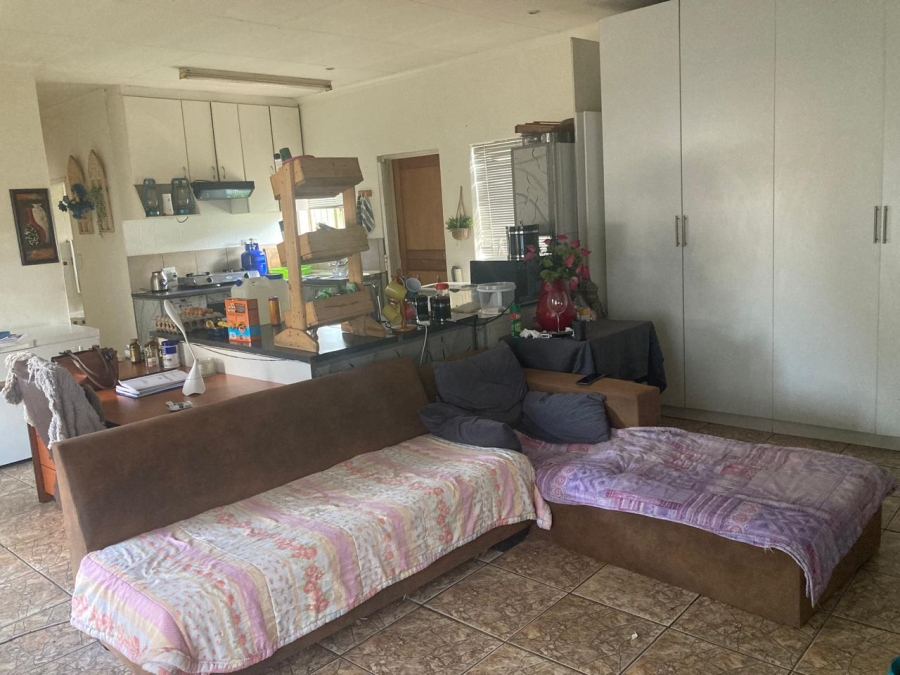 3 Bedroom Property for Sale in Geelhoutpark North West